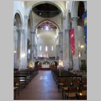 Arezzo, Santa Maria della Pieve, photo Etienne (Li), Wikipedia.jpg